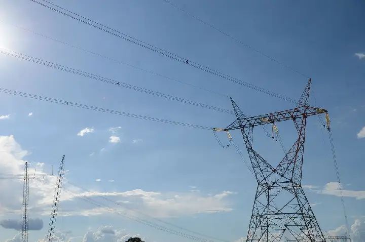 Aneel sorteia mais quatro lotes de transmissão de energia