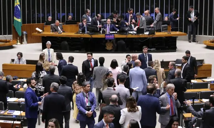 Câmara pode votar projeto que prevê quebra de sigilo bancário para fixar pensão alimentícia