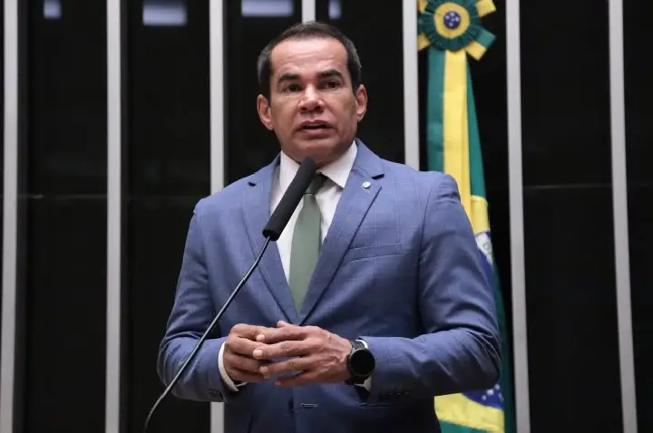 Comissão aprova criação de 91 cargos na Defensoria Pública da União