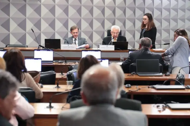 Comissão aprova medida provisória que destina parte da arrecadação com bets para a Polícia Federal