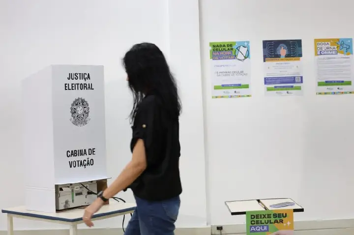 Eleições 2026: saiba a ordem dos votos na urna eletrônica