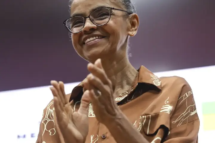 Governo federal faz mais duas trocas em ministérios antes das eleições