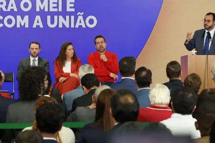 Perdão de dívidas e novo teto do MEI: entenda o que muda