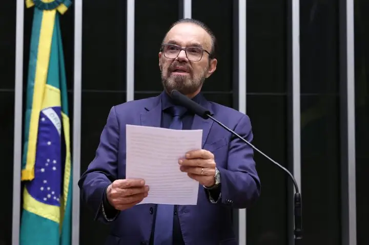 Projeto cria marco regulatório para fintechs com foco no combate a fraudes e lavagem de dinheiro