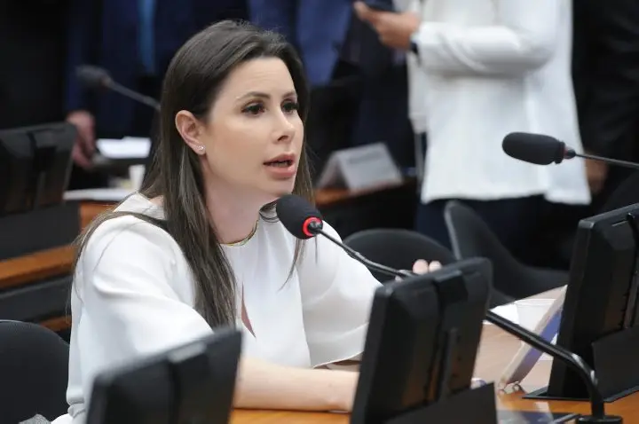 Projeto permite a dedução de gastos com vacinas obrigatórias no Imposto de Renda
