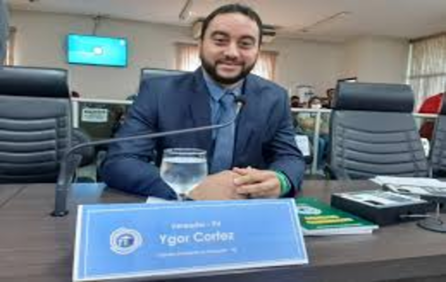 Vereador Ygor Cortez crítica enfermeira que filmou e divulgou vídeo de aglomeração em bar de Araguaína