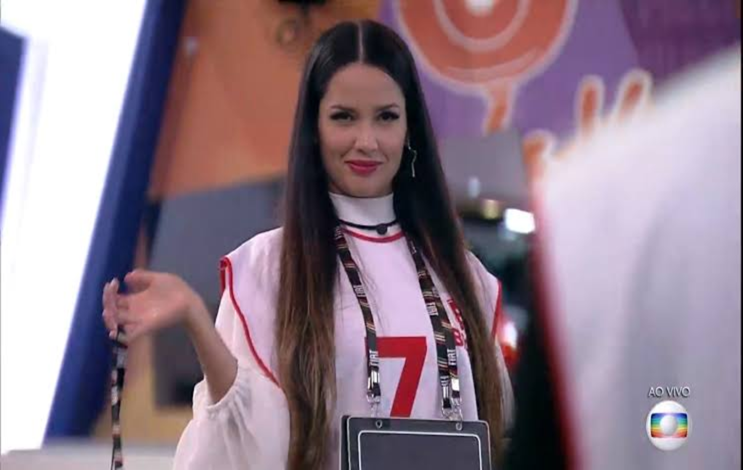 Alguém terá a competência de tirar o prêmio de Juliette?