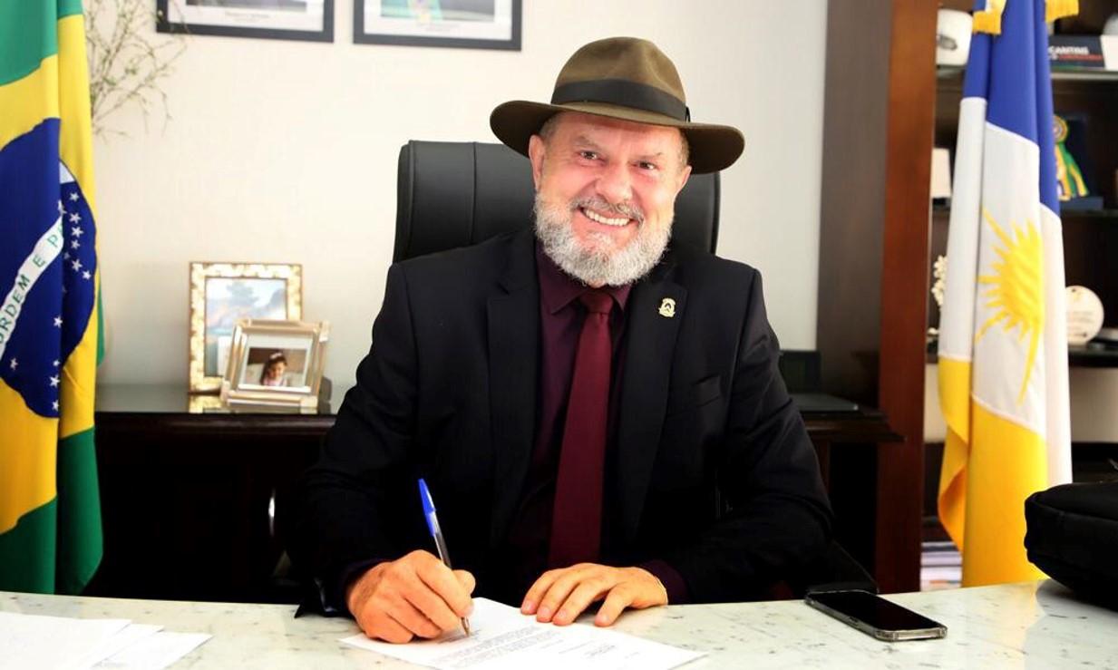 Com medo de enfrentar Katia Abreu, Mauro Carlesse desisti de disputar vaga ao Senado