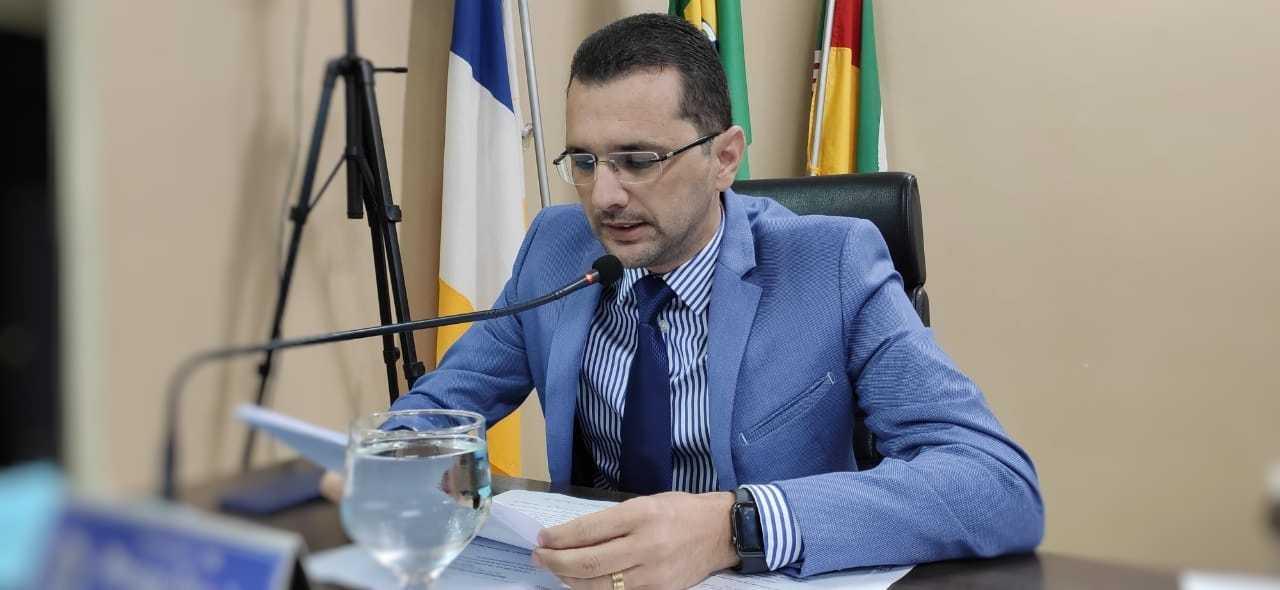 Vereador Marcus Duarte desafia MP e diz que não irá fazer nenhuma retratação por falas homofóbicas