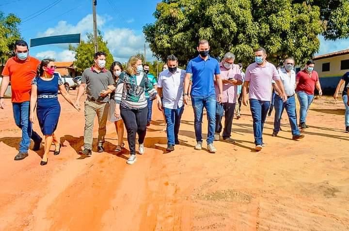 Vicentinho Júnior percorre Bico do Papagaio para o lançamento de obras que somam mais de R$10 milhões