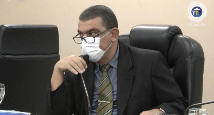 Câmara Municipal de Araguaína antecipou primeira parcela do 13º salário de todos os servidores.