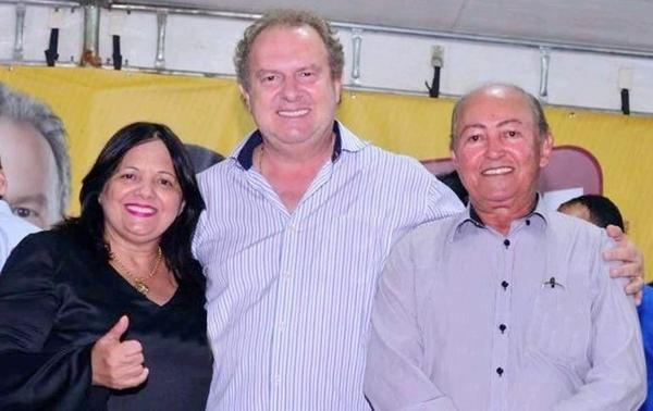 Fidelidade de deputada Valderez a Carlesse pode resultar em derrota nas urnas em 2022