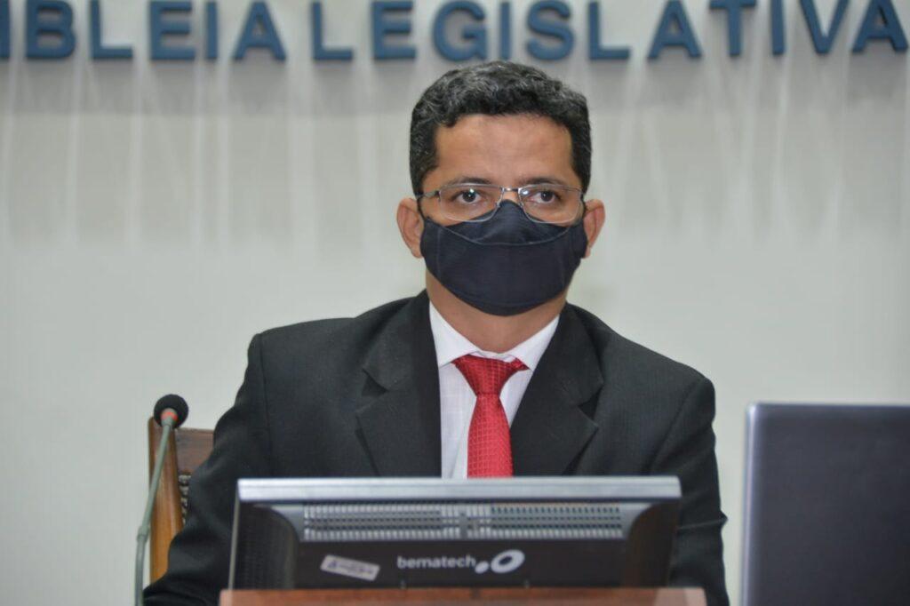 Projeto de Lei de Jorge Frederico autoriza cultivo em cativeiro do peixe Panga no Tocantins