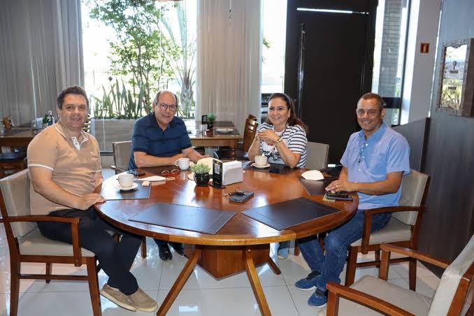 Após pressionar Terciliano Gomes, Dimas se senti excluído por Wagner Rodrigues