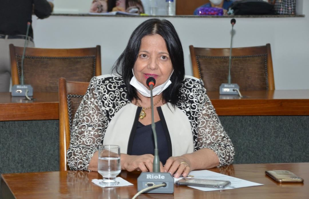 Com voto de Valderez, Assembleia aprova PEC que garante orçamento próprio para Unitins