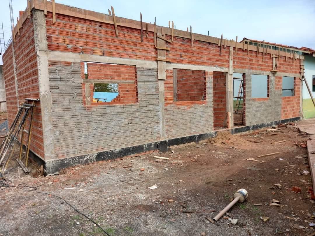 Prefeitura de Bernardo Sayão paga mais de R$ 200 mil pela ampliação de três salas e construção de guarita