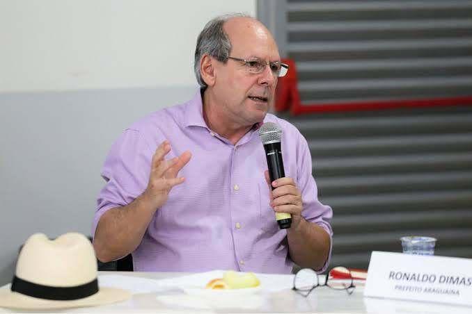 Dimas mantinha esquema de servidores fantasmas na prefeitura de Araguaina