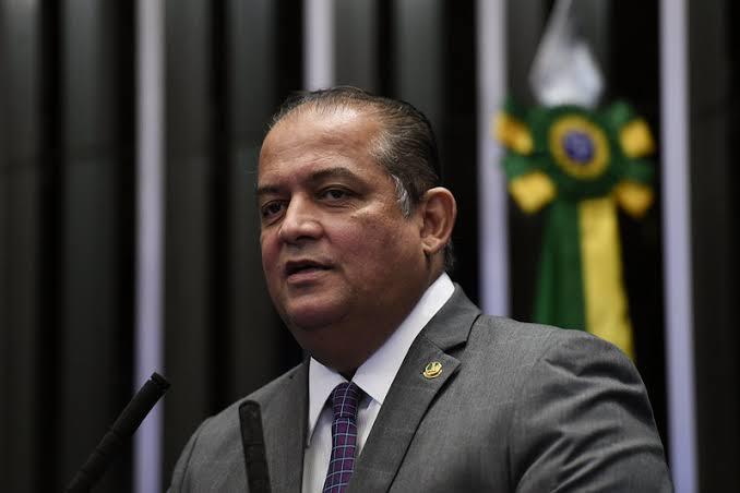 Bolsonaro vem ao Tocantins lançar Gomes candidato ao Governo