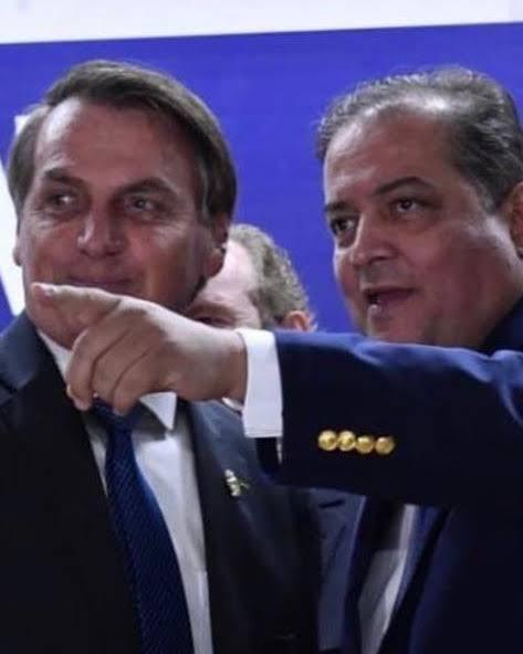 Eduardo Gomes com um pé no PL e é o candidato de Bolsonaro ao Governo do Tocantins