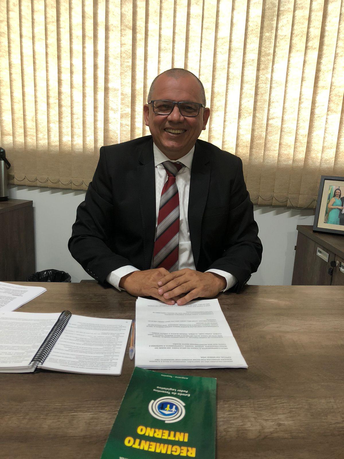 Câmara de Araguaína empossa novo vereador