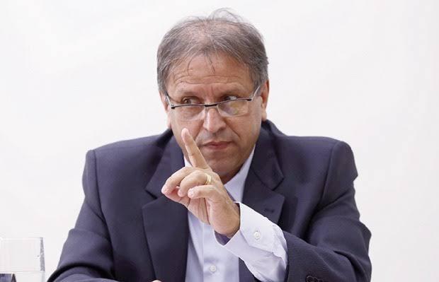 Deputados pressionam Marcelo Miranda contra candidatura ao Senado