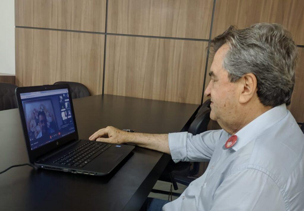 Célio Moura realiza plenárias virtuais com camponeses