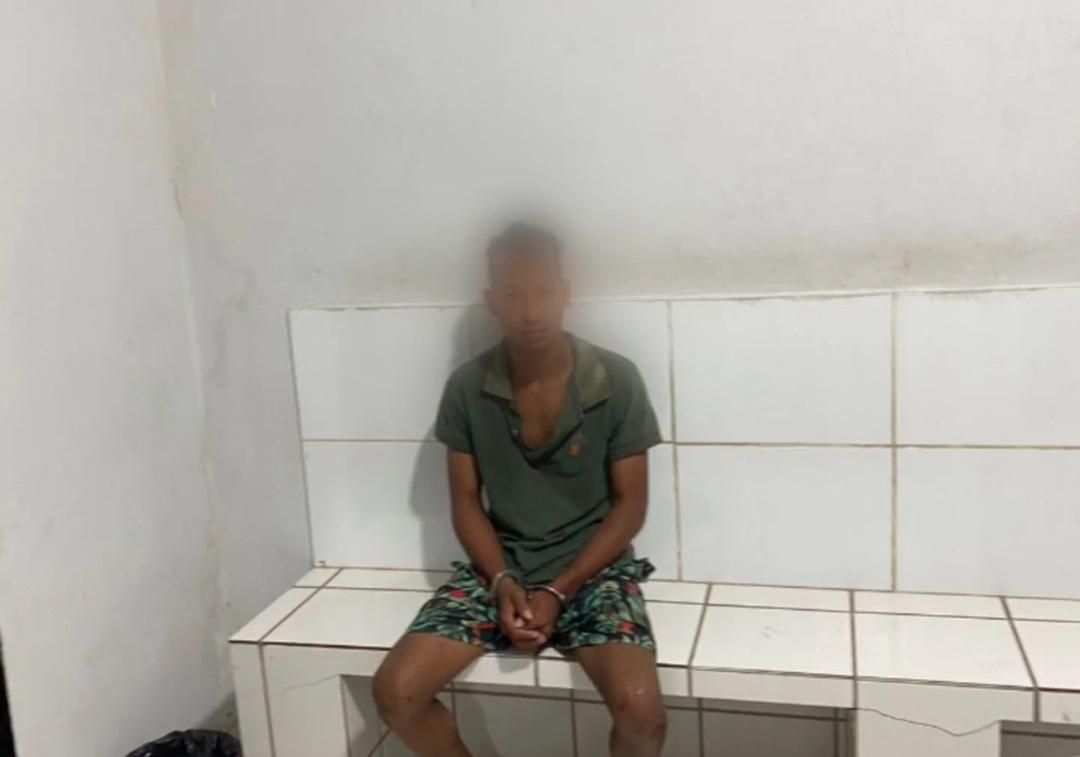 Enteado de vereador Abraão é preso após agredir PMs e arrancar orelha de homem com mordida em Araguaína