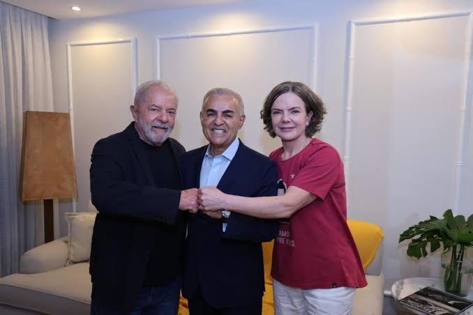 Gleisi Hoffmann fala em ajustar com PSB Tocantins