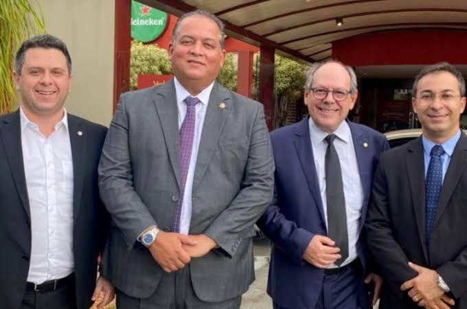 Desesperado, Gomes tenta descredibilizar Instituto de pesquisa