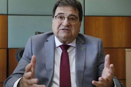 Halum desiste de disputar vaga de federal e deve declarar apoio a Irajá