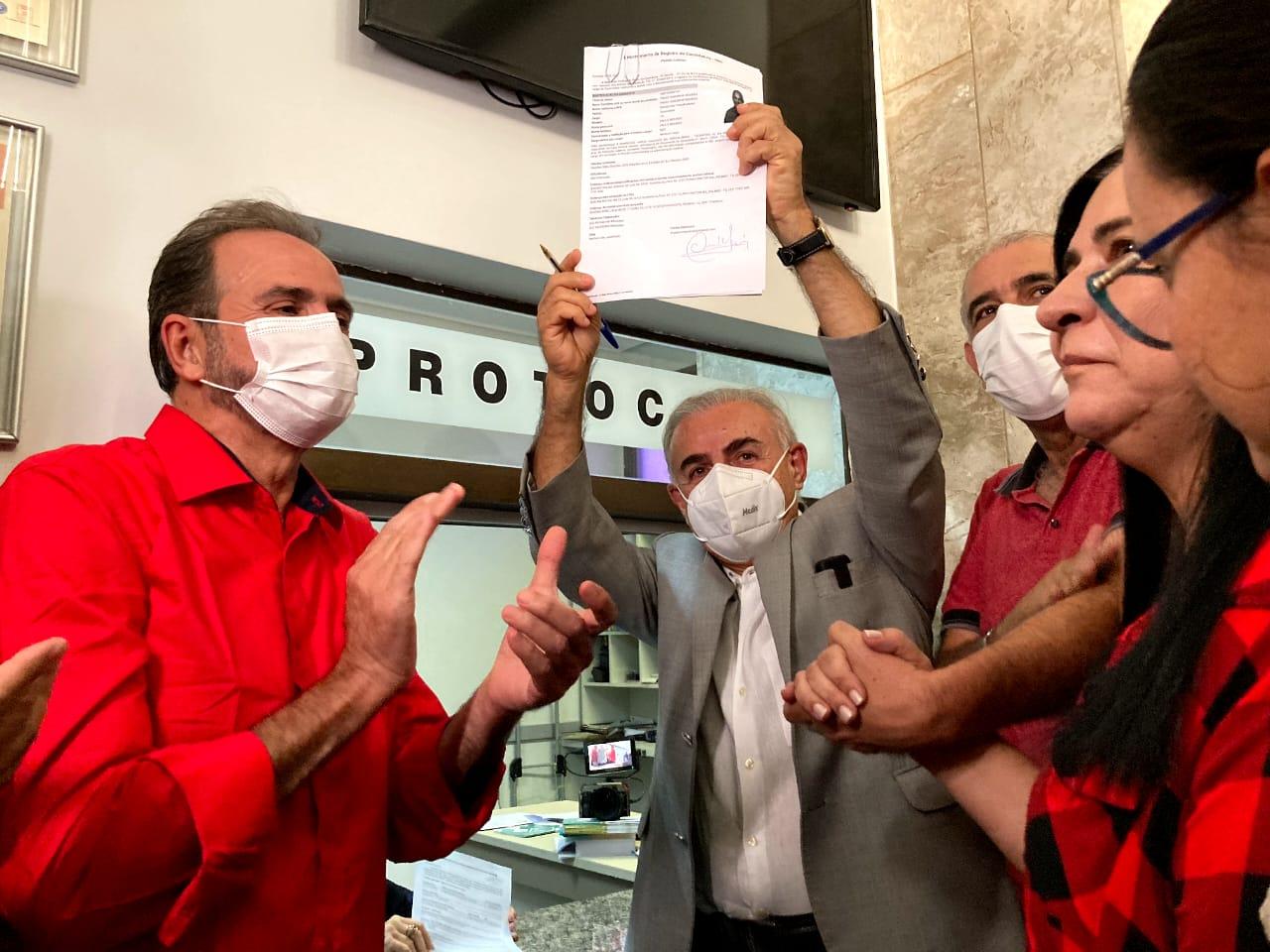 Paulo Mourão registra candidatura ao governo do Tocantins