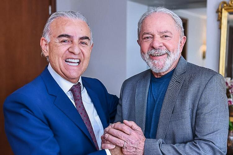 Onda Vermelha: O Palácio de olho em Paulo Mourão