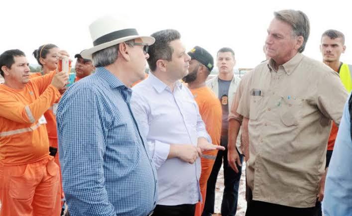 Os Dimas's morrerão abraçados com Bolsonaro