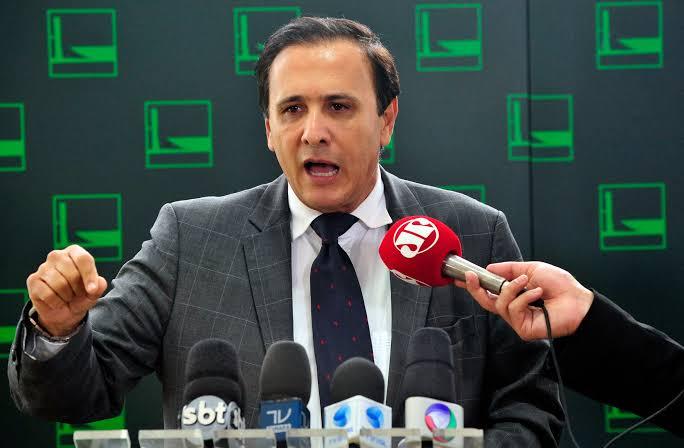 Temendo esvaziamento de chapa, Gaguin ameaça candidatos