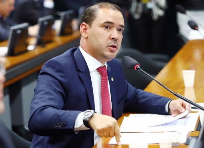 Vicentinho Júnior recebeu quase R$ 3 milhões de fundo partidário