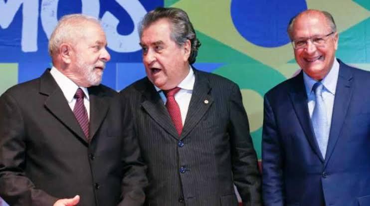 PT começa a articular o nome de Célio Moura para disputar prefeitura de Araguaína em 2024