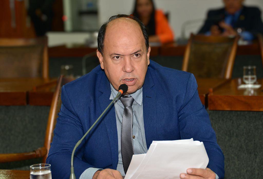 Gipão solicita ao governo porta giratória com detector de metal e policiamento nas escolas do Estado