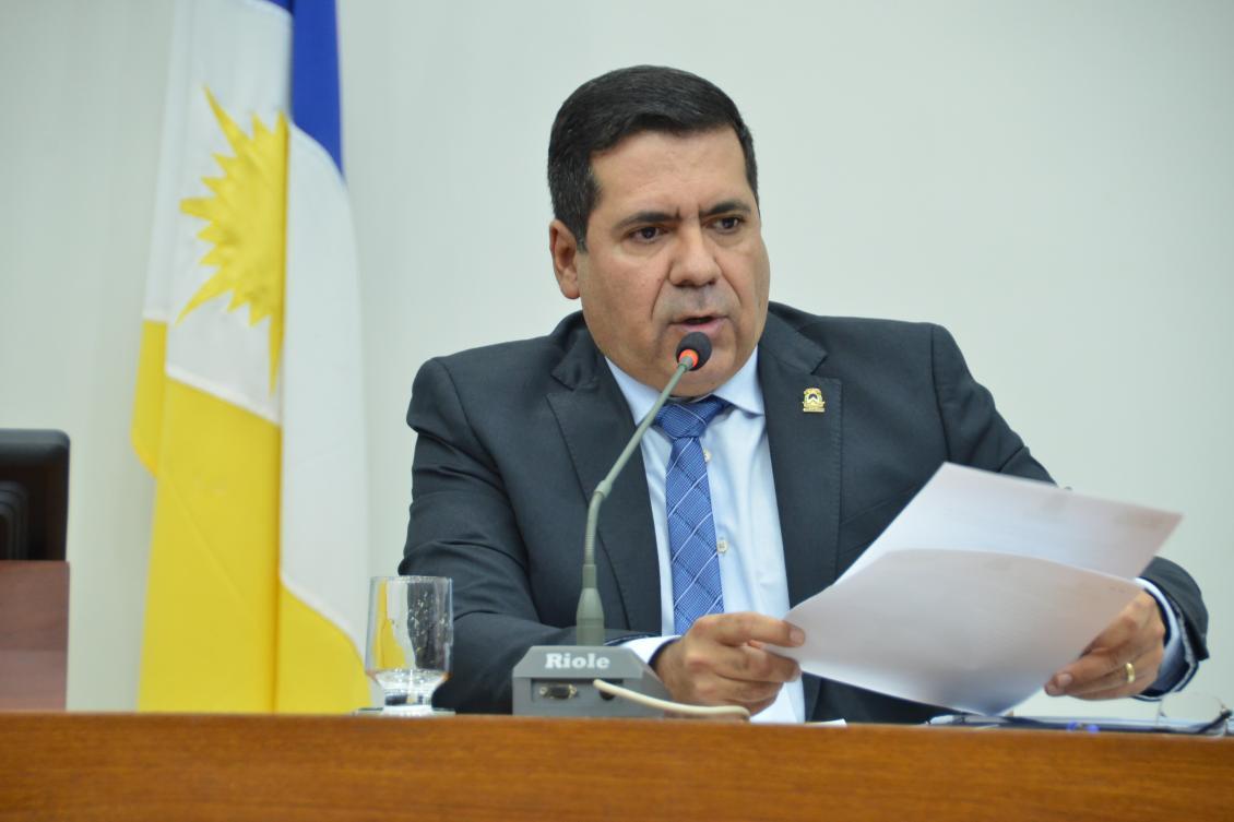 Marcus Marcelo quer revisão da tarifa de esgoto da BRK e pede audiência pública