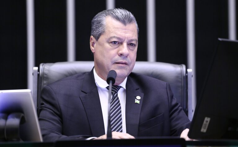 Projeto cria programa nacional para ampliar acesso à psicoterapia para pessoas vulneráveis